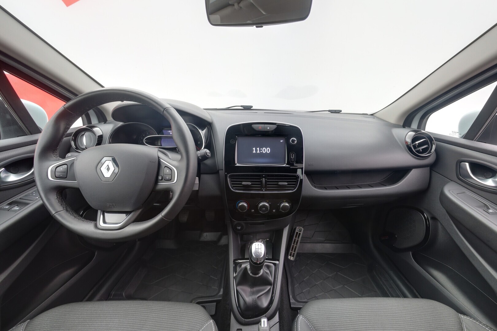 RENAULT Clio 2018