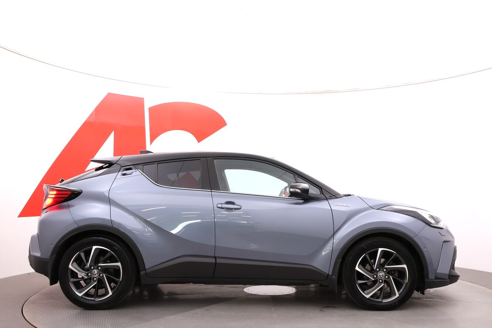 TOYOTA C-HR 2020