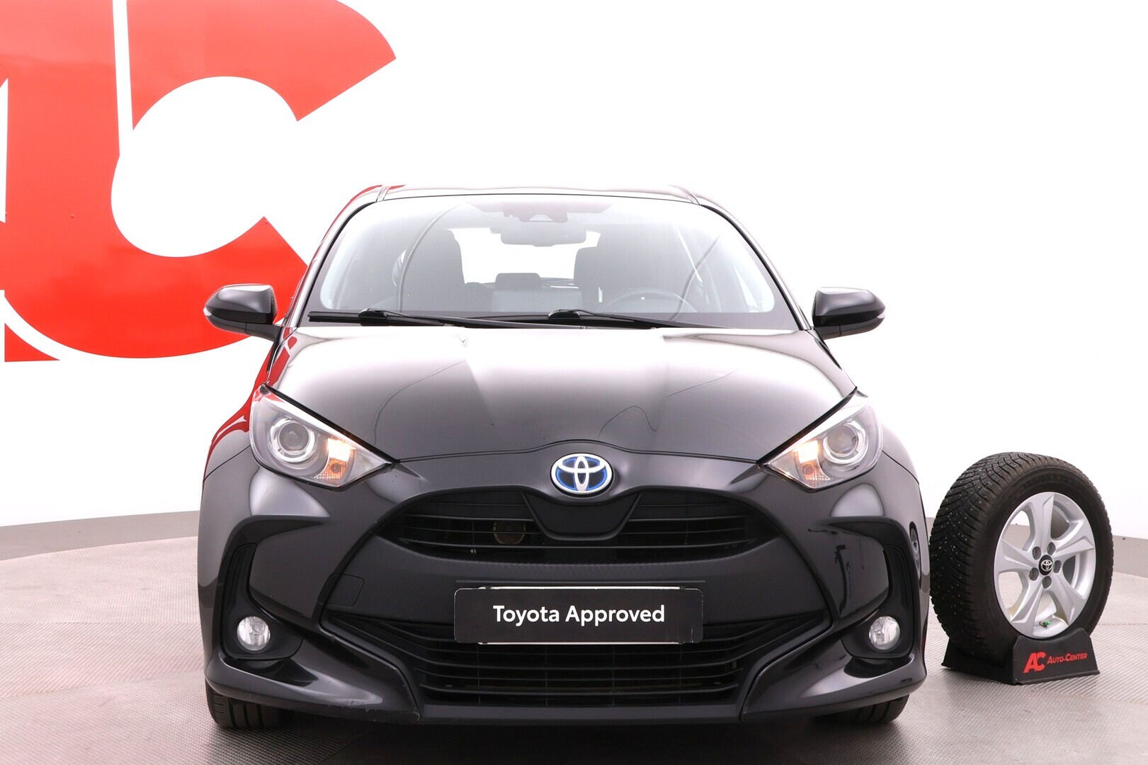TOYOTA Yaris 2021