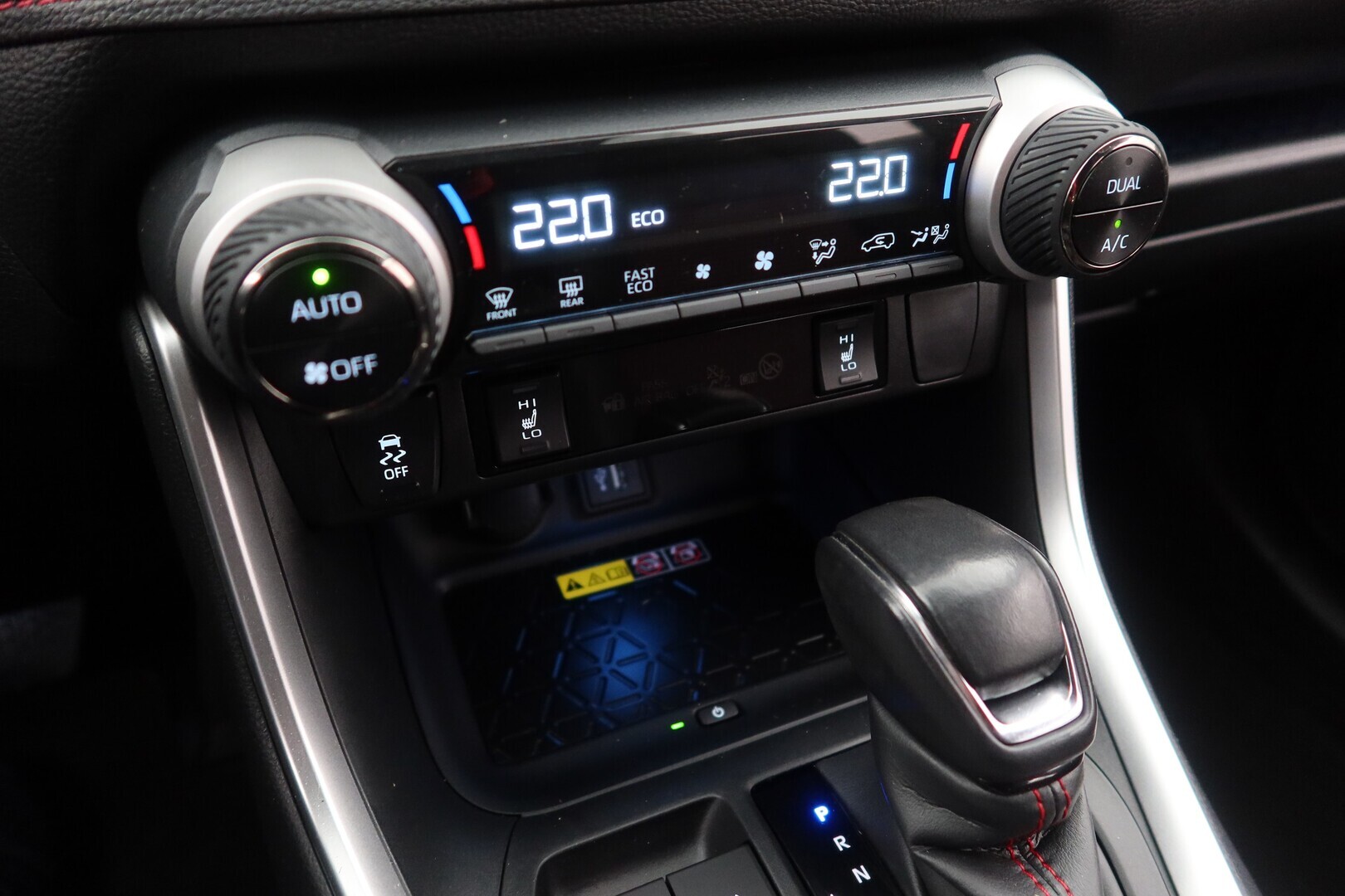 TOYOTA RAV4 Plug-in 2023