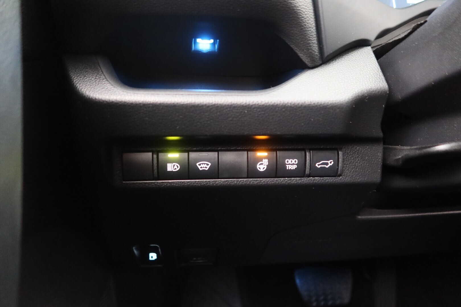 TOYOTA RAV4 Plug-in 2023