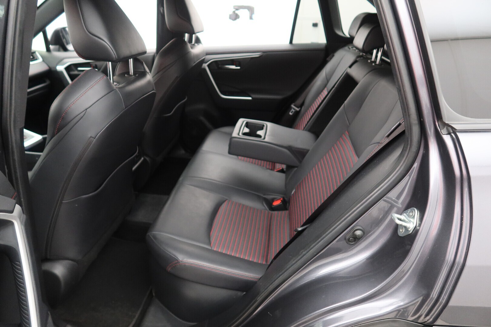 TOYOTA RAV4 Plug-in 2023