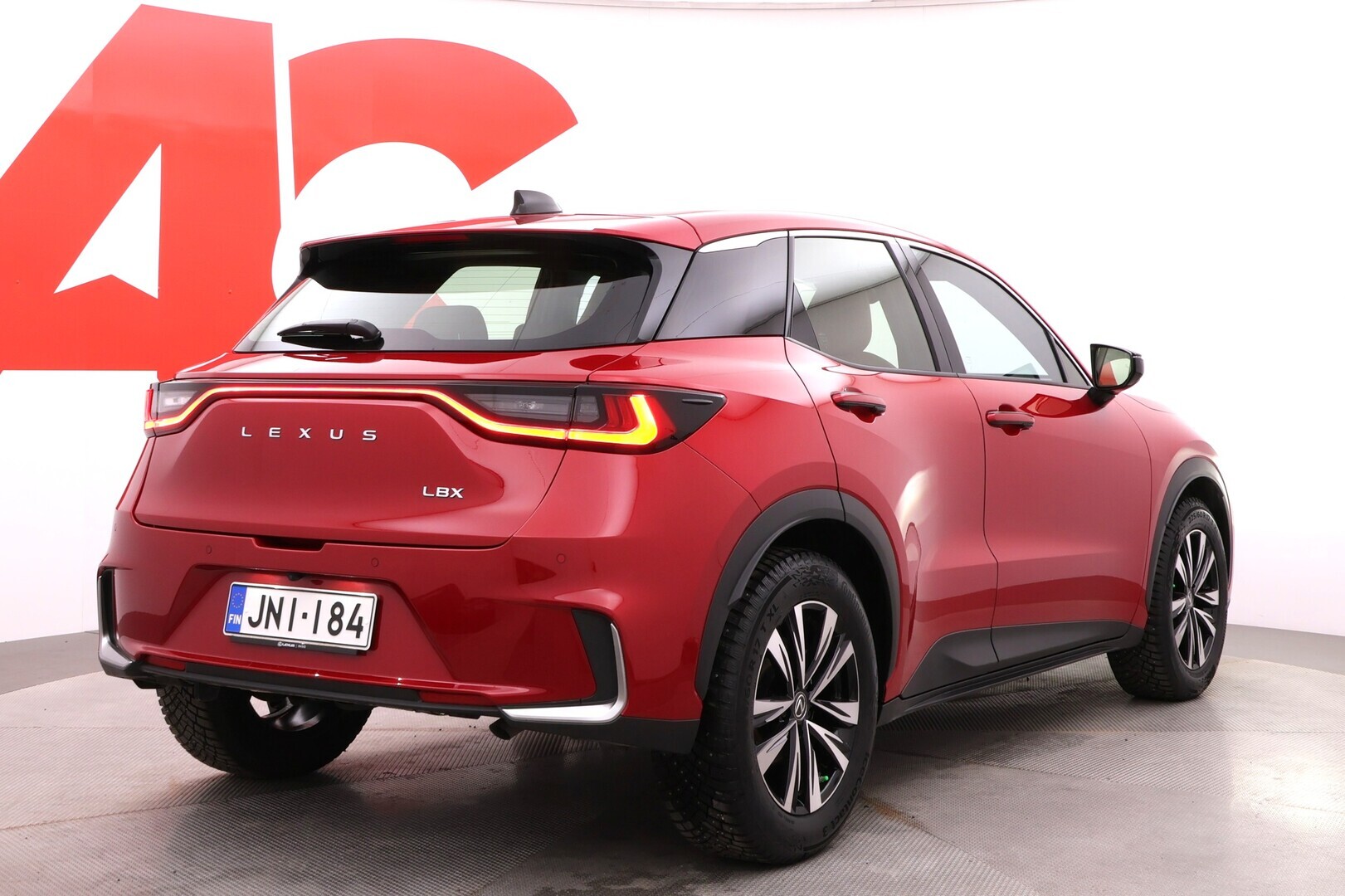 LEXUS LBX 2024