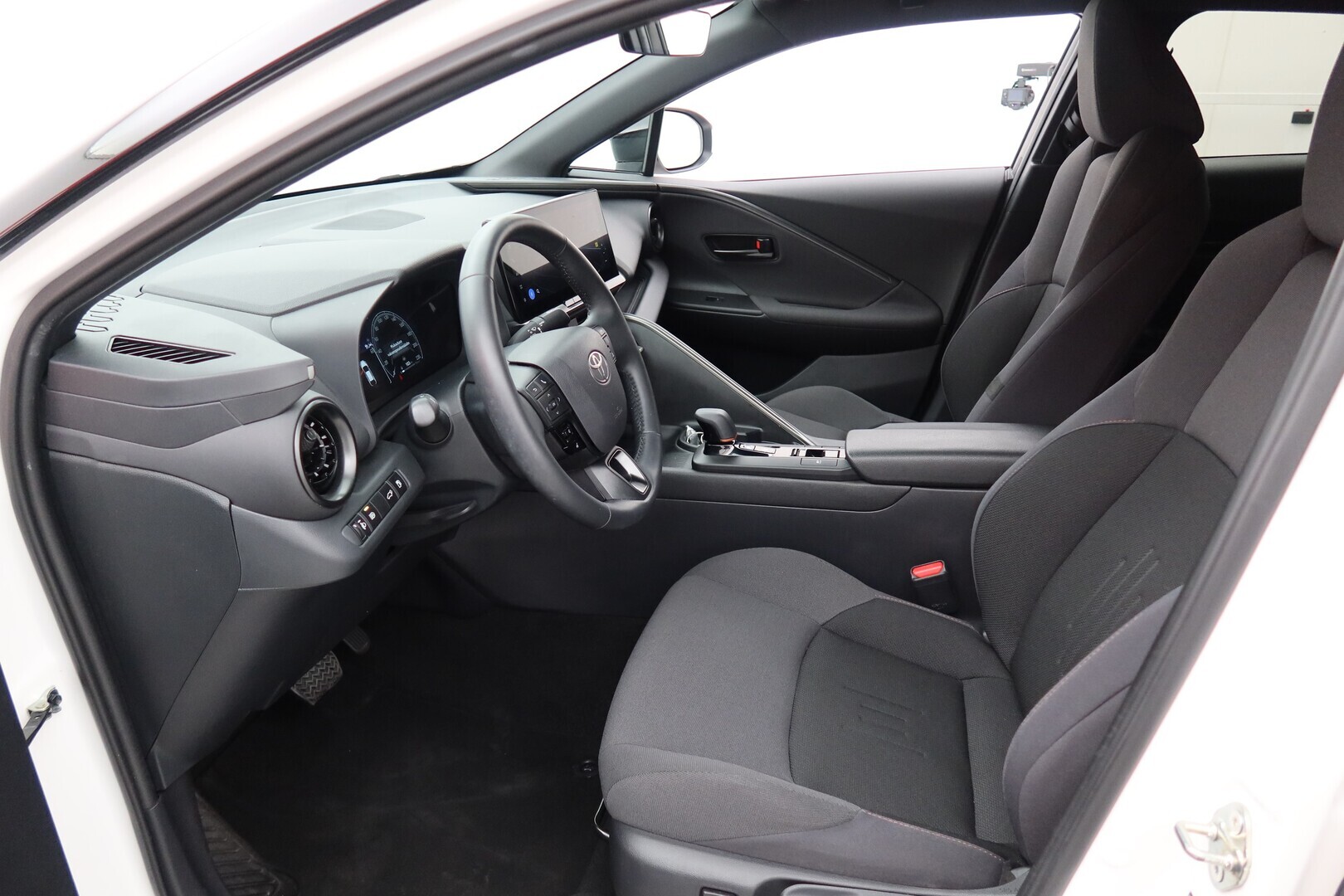 TOYOTA C-HR 2024
