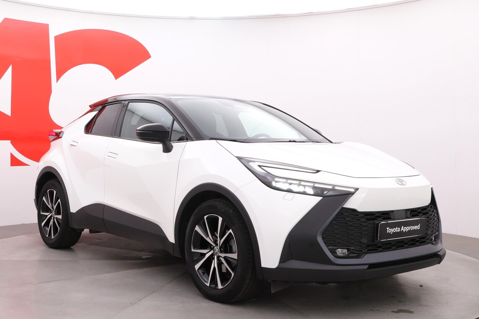 TOYOTA C-HR 2024