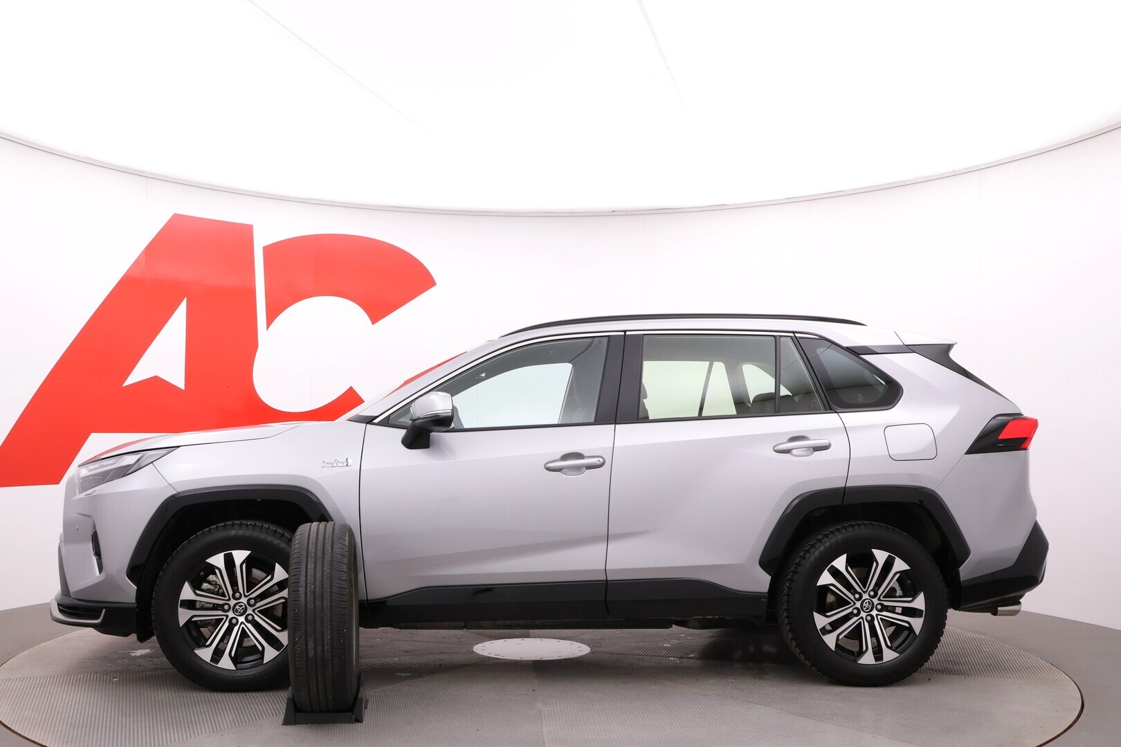 TOYOTA RAV4 Plug-in 2025