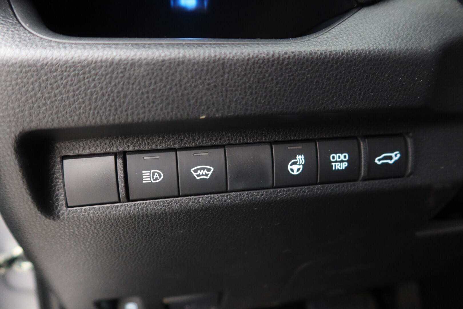 TOYOTA RAV4 Plug-in 2025