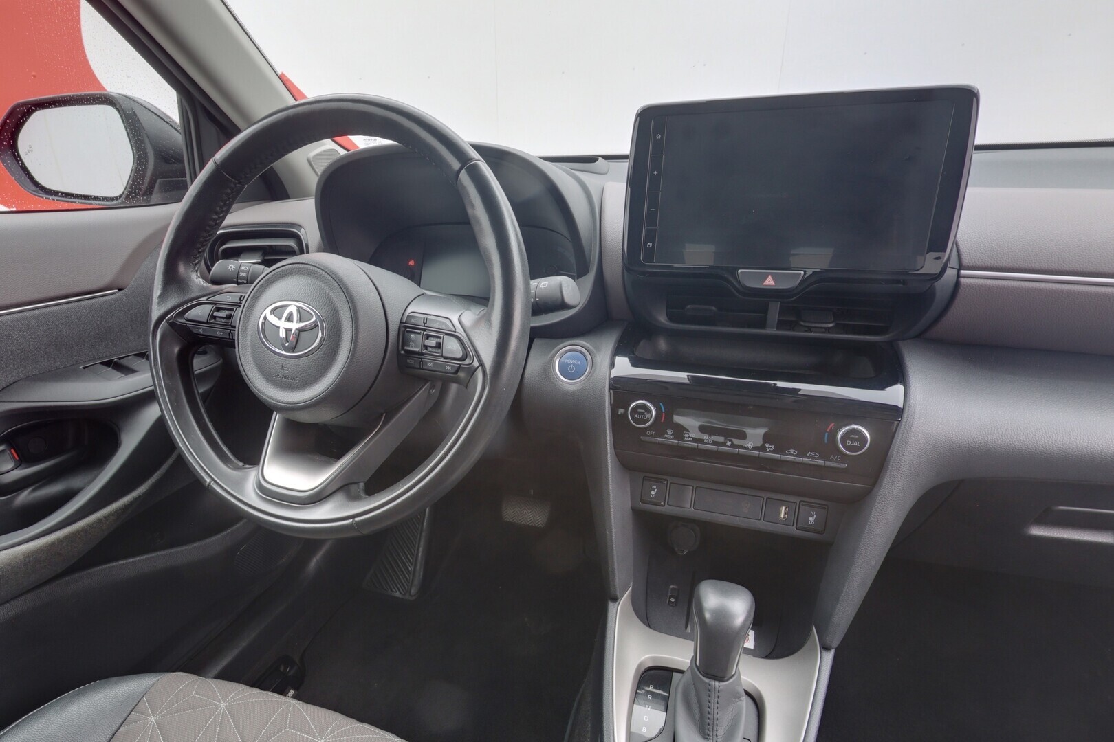TOYOTA Yaris Cross 2022