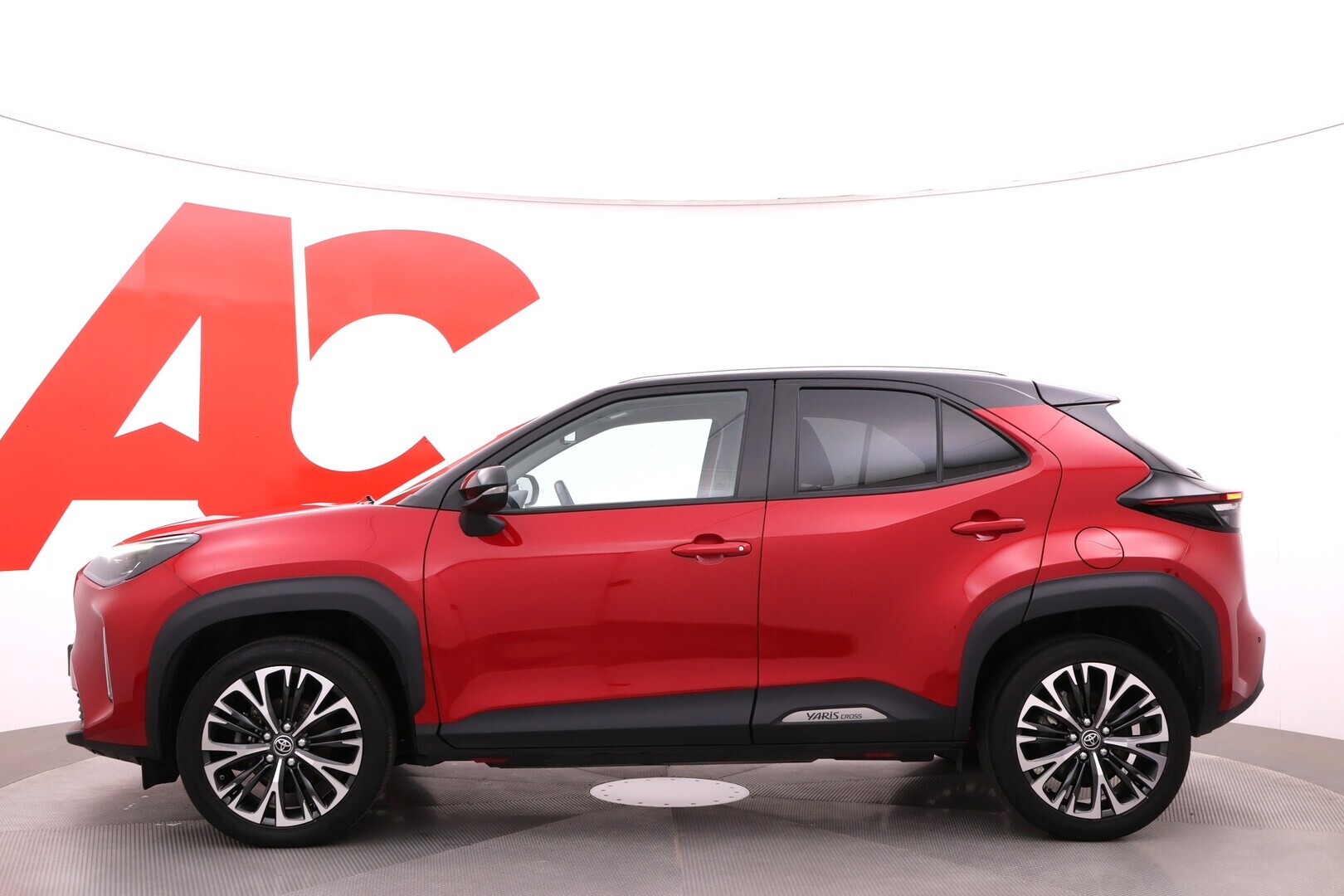 TOYOTA Yaris Cross 2022