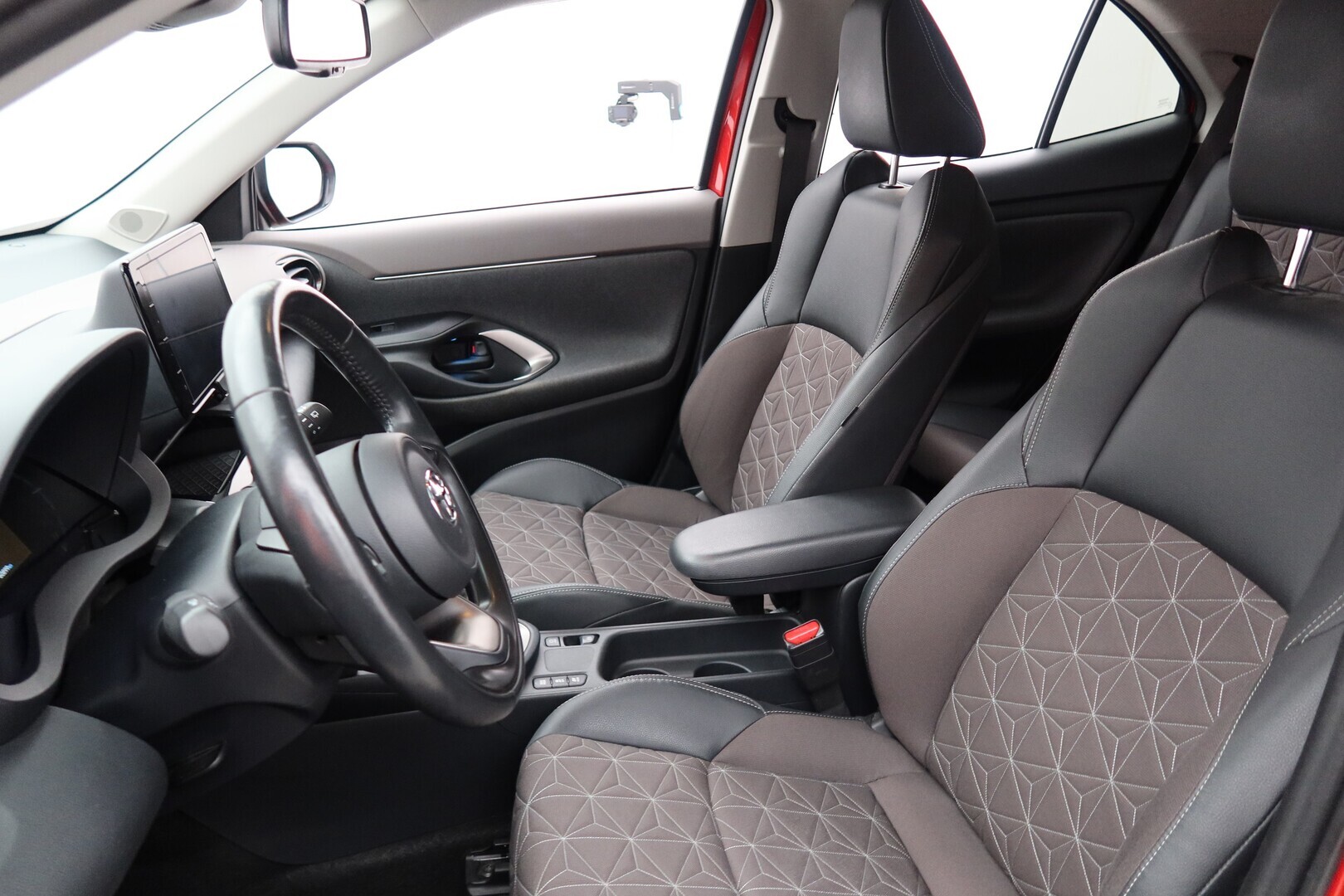 TOYOTA Yaris Cross 2022