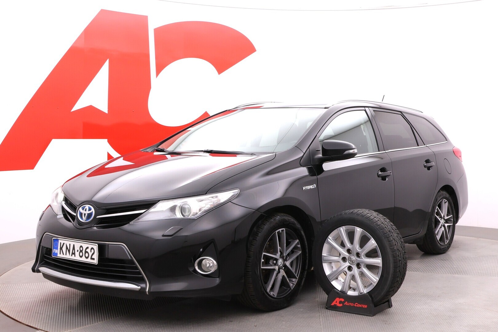 TOYOTA Auris 2014