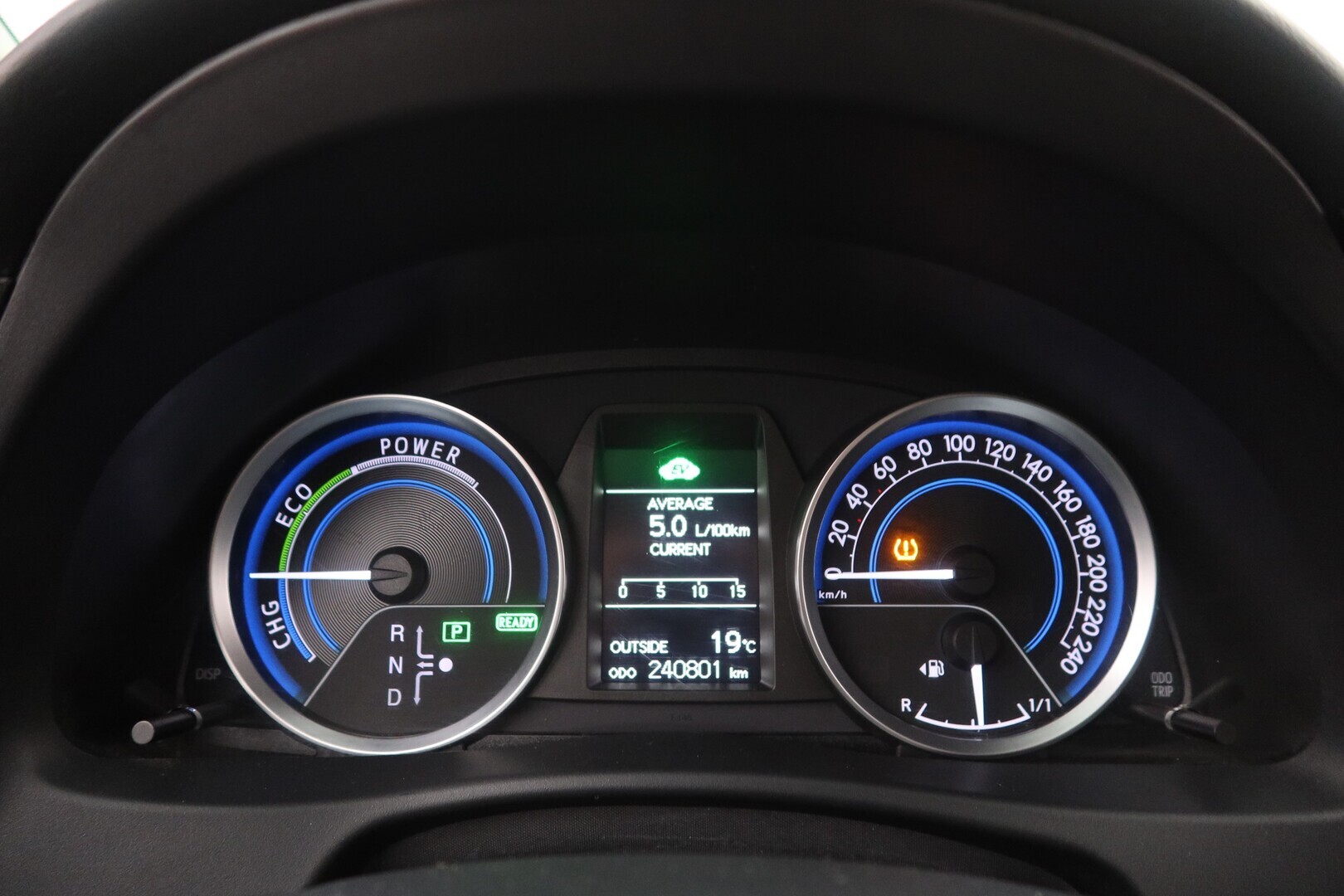 TOYOTA Auris 2014