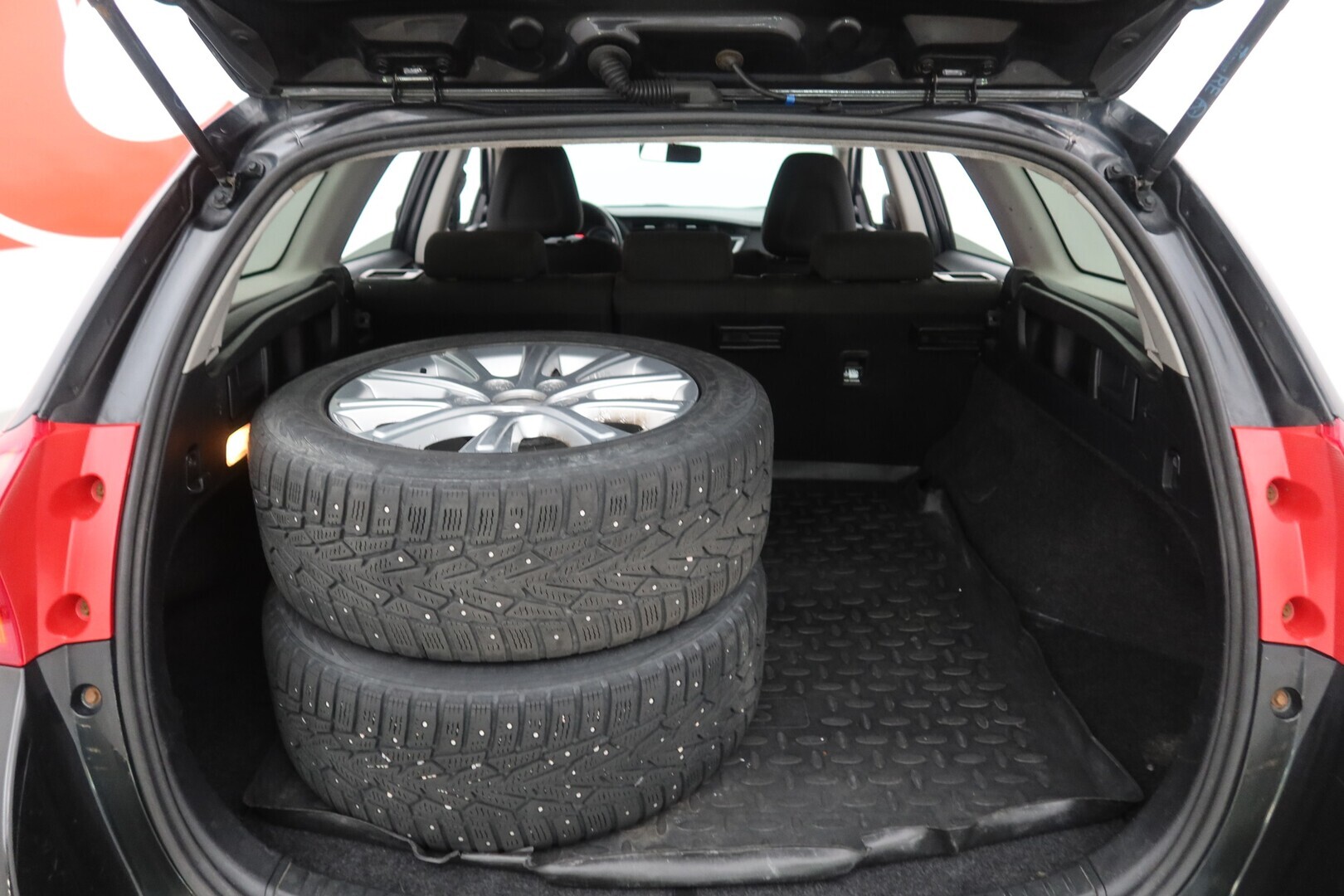TOYOTA Auris 2014