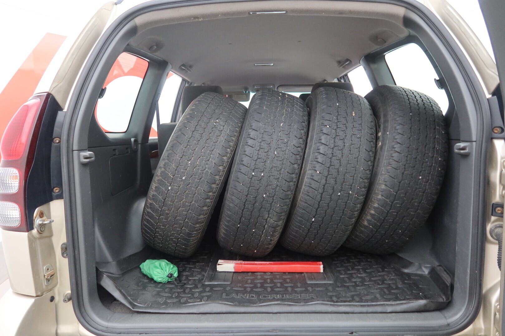 TOYOTA Land Cruiser 2006