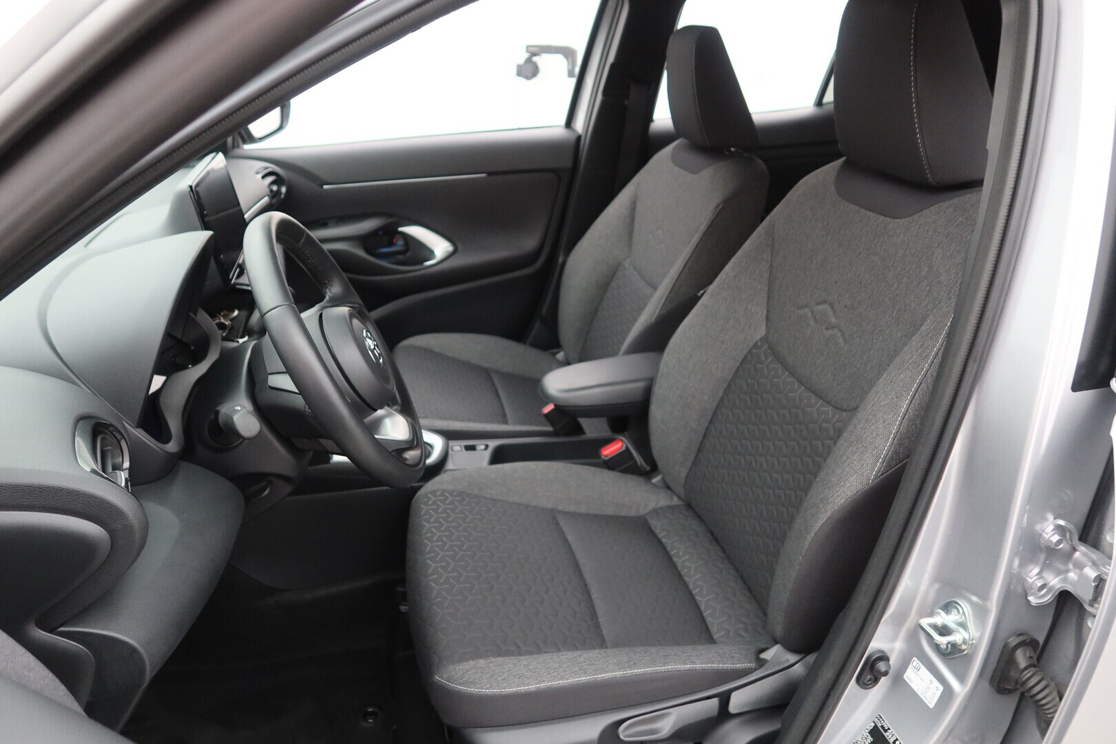 TOYOTA Yaris Cross 2022