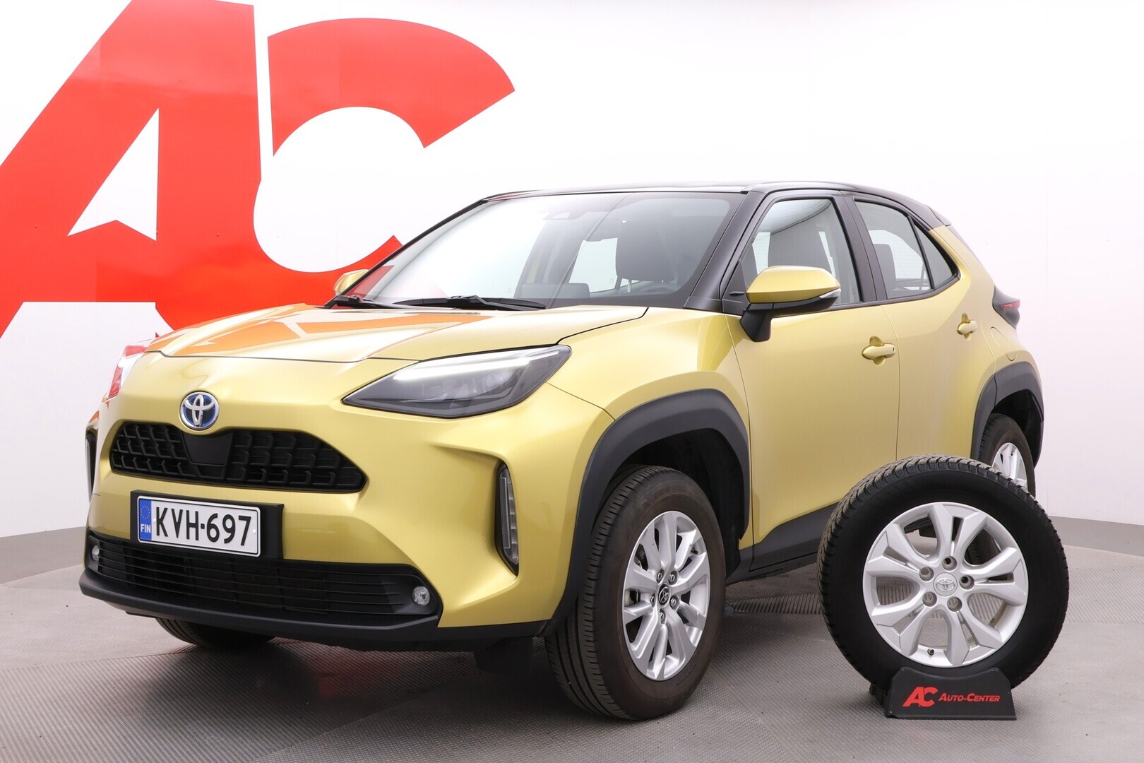 TOYOTA Yaris Cross 2023