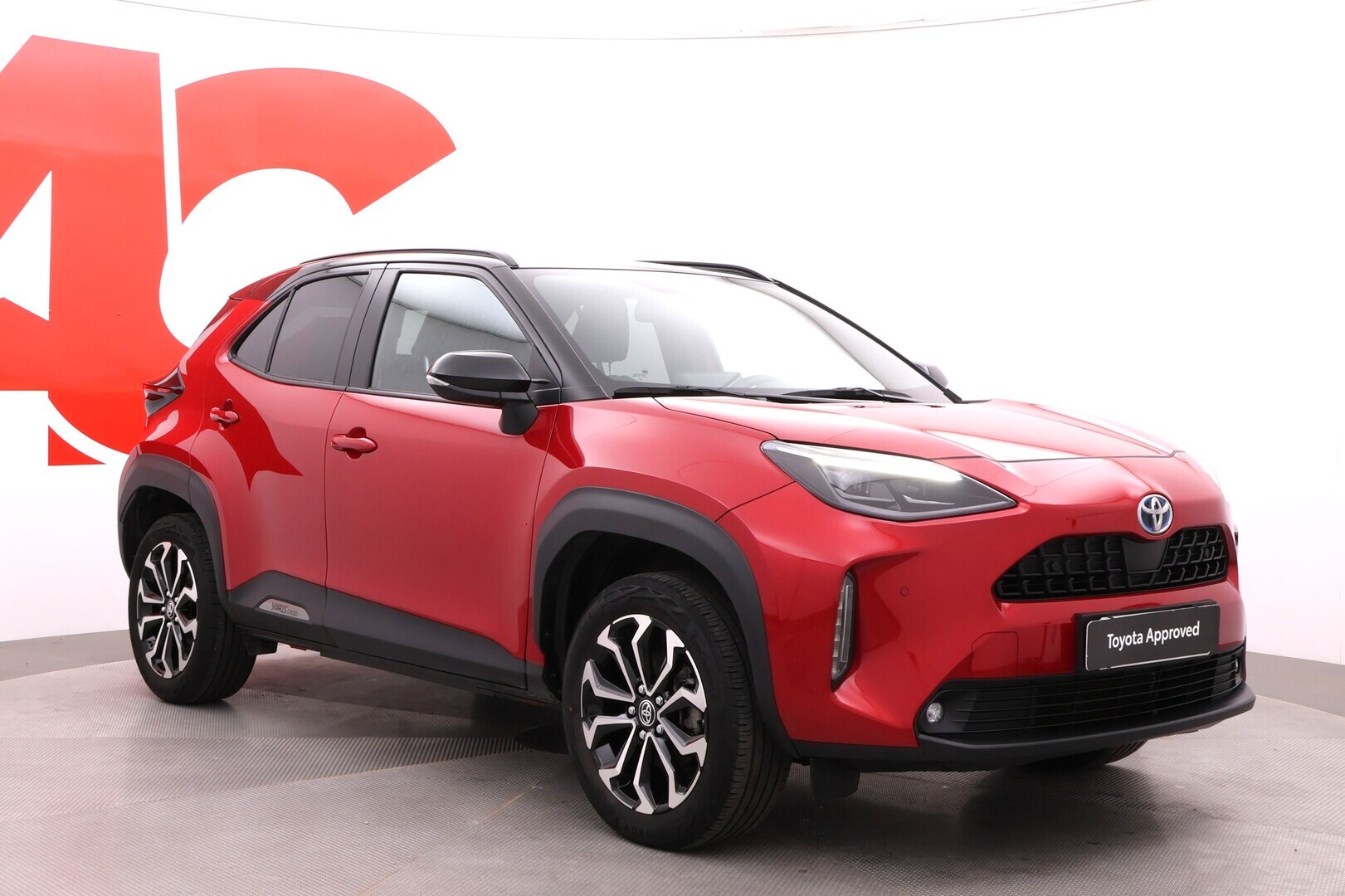 TOYOTA Yaris Cross 2023