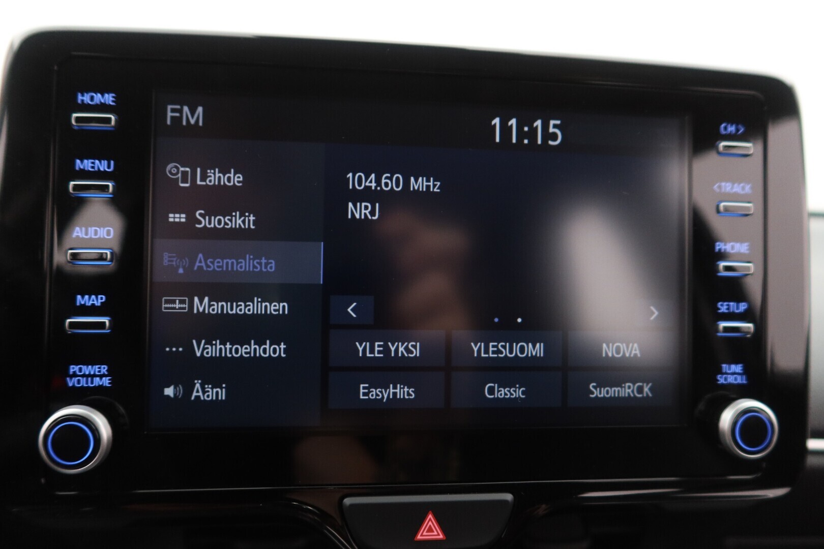 TOYOTA Yaris 2023