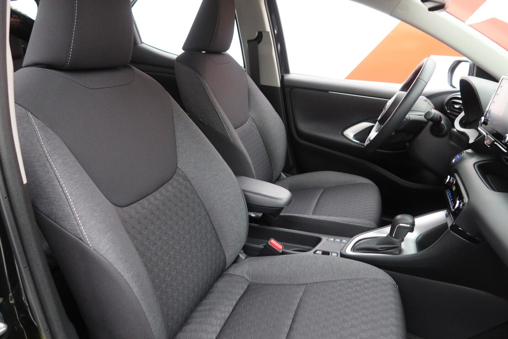 TOYOTA Yaris 2023