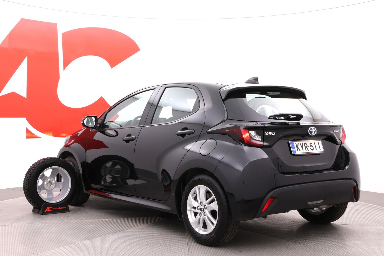 TOYOTA Yaris 2023