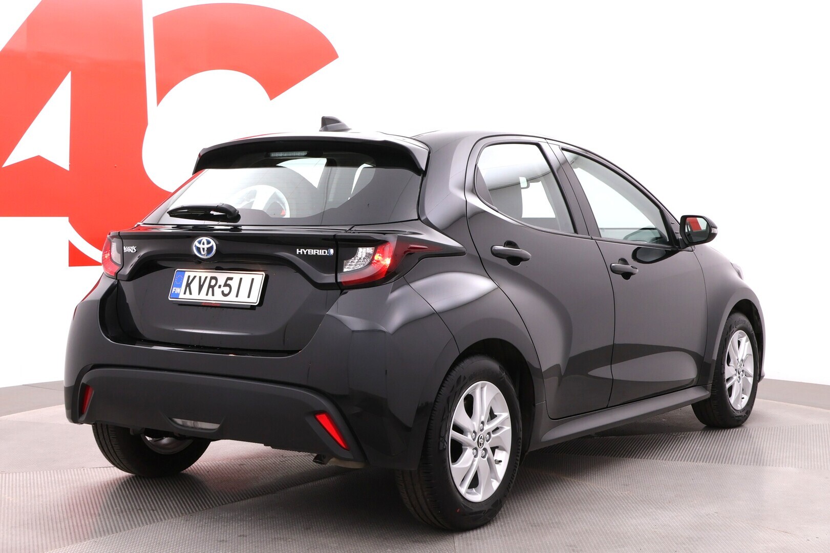 TOYOTA Yaris 2023