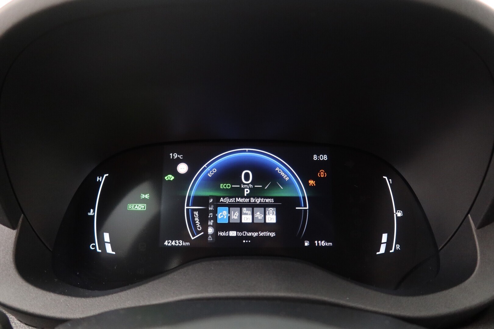 TOYOTA Yaris Cross 2024