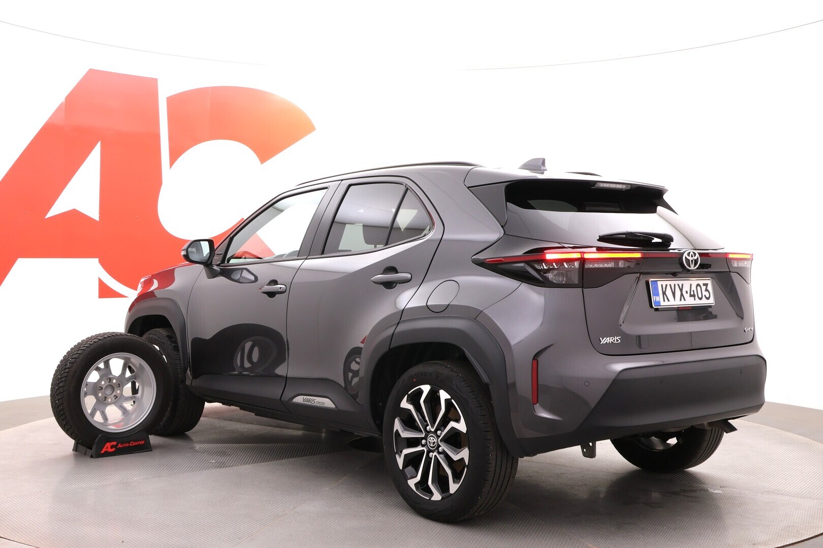 TOYOTA Yaris Cross 2024