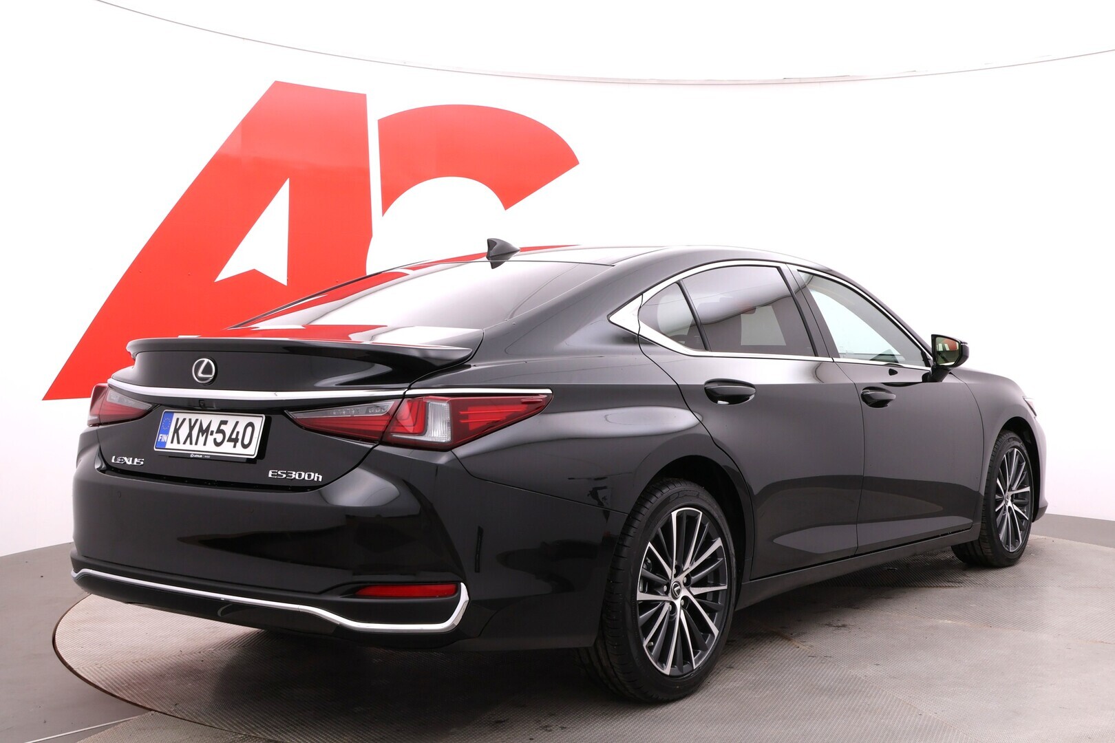 LEXUS ES 2025