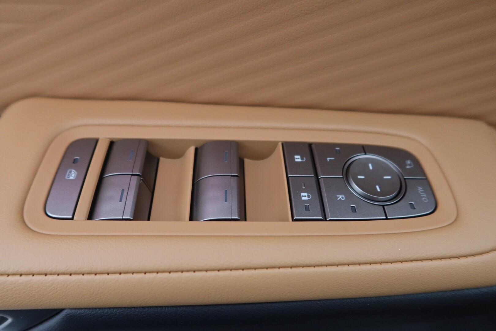 LEXUS ES 2026