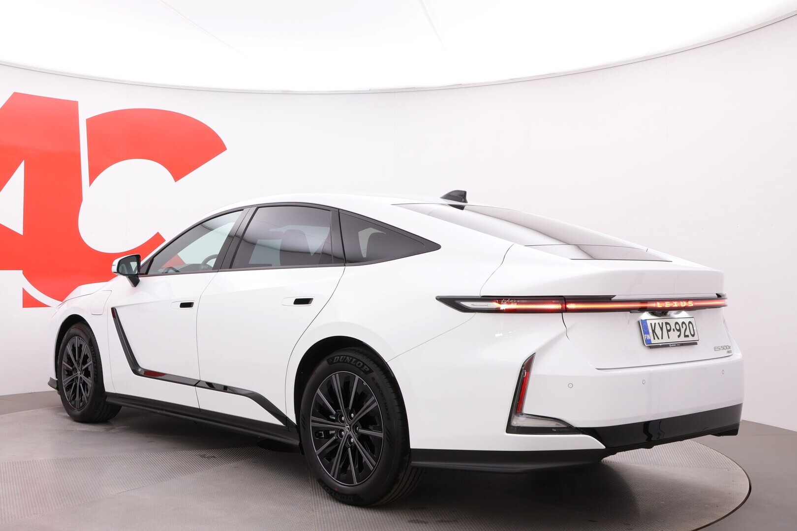 LEXUS ES 2026