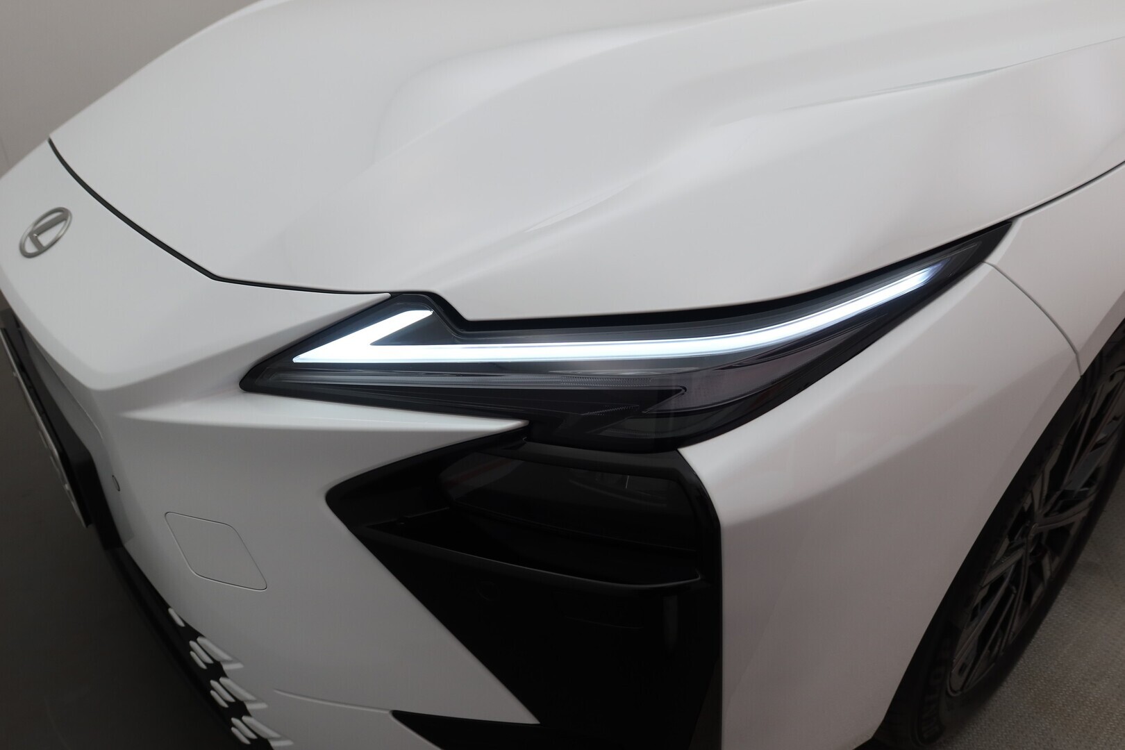 LEXUS ES 2026
