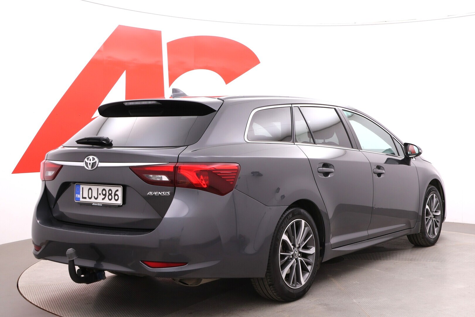 TOYOTA Avensis 2017