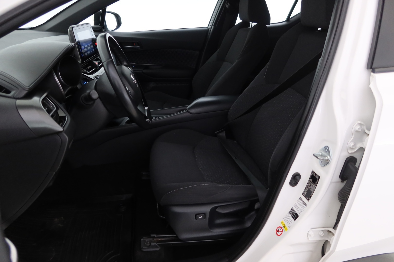 TOYOTA C-HR 2018
