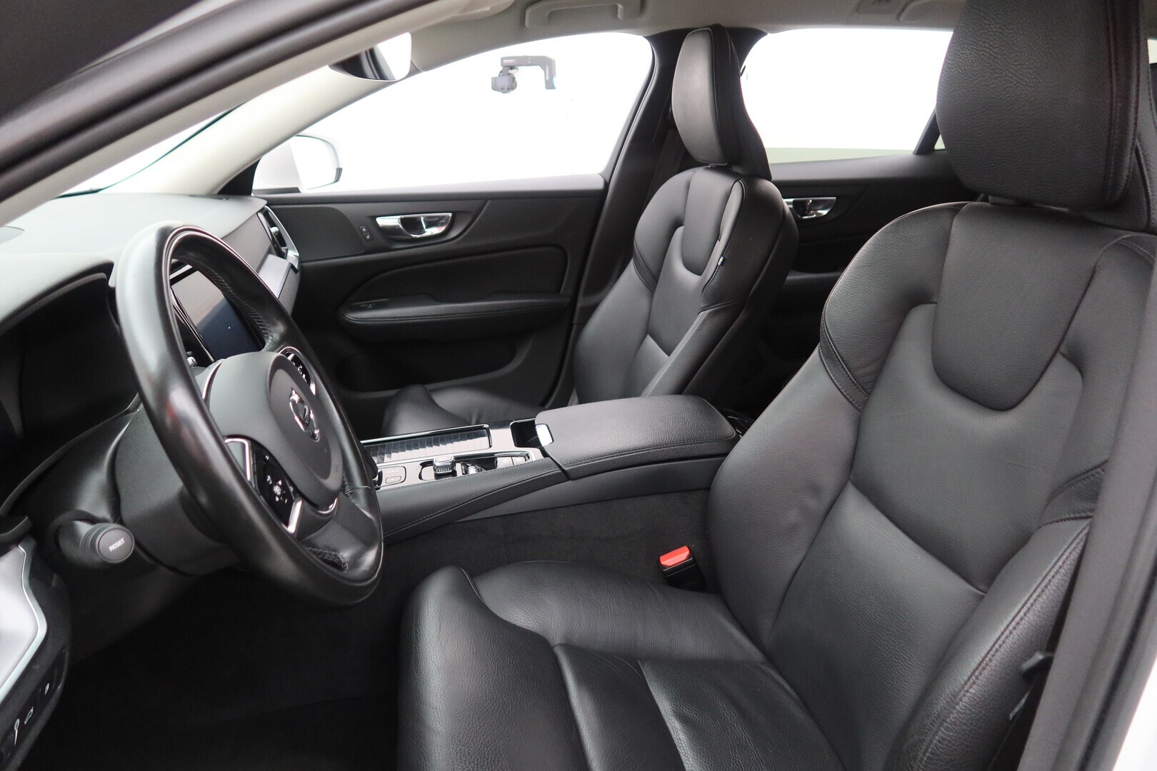 VOLVO V60 2020