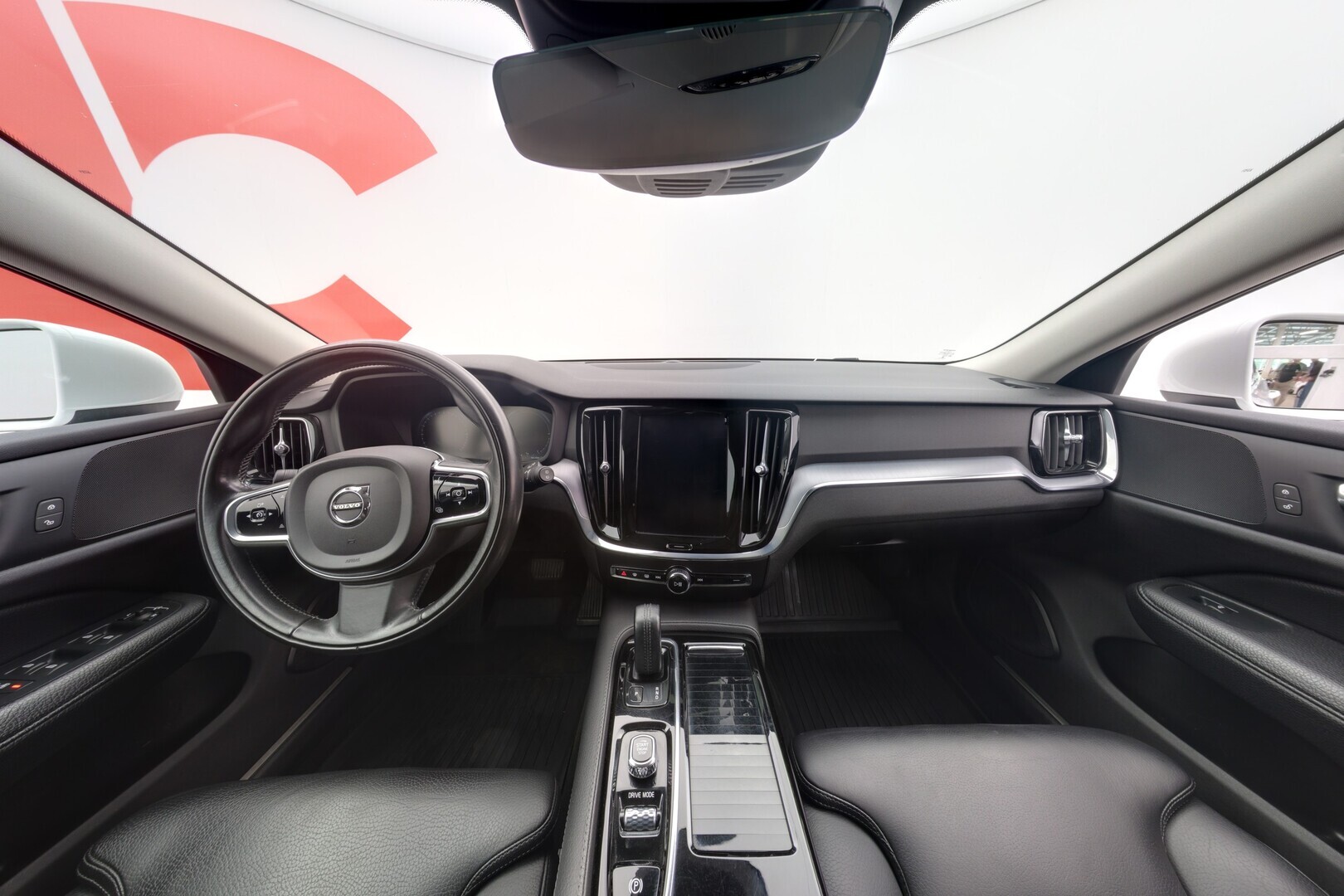 VOLVO V60 2020