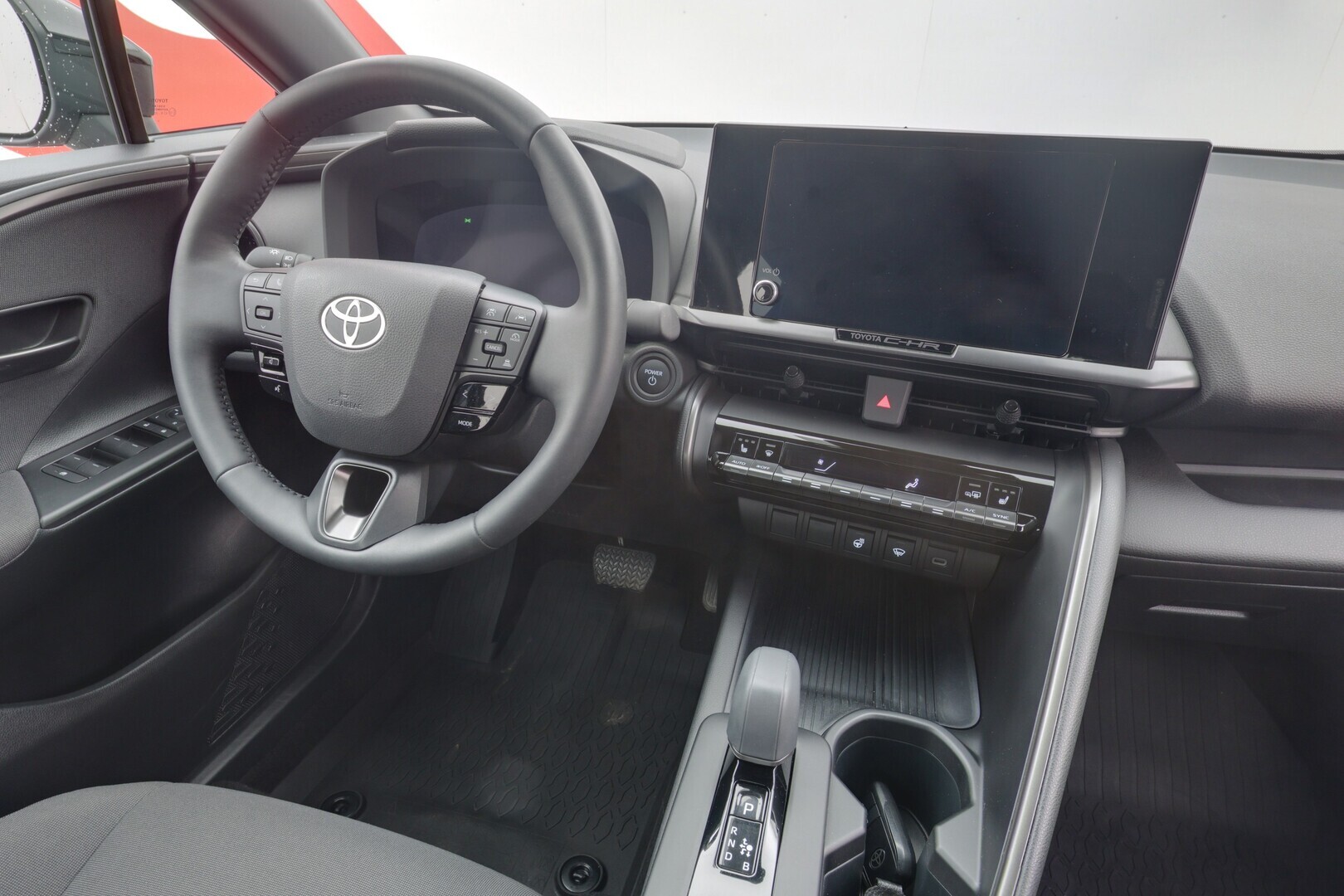TOYOTA C-HR 2025