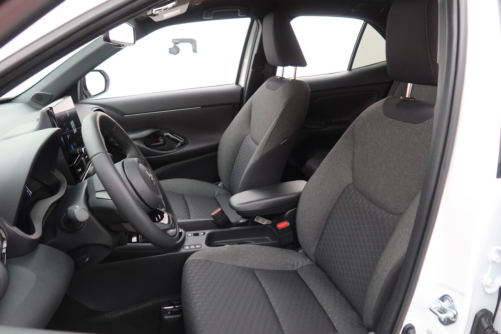 TOYOTA Yaris Cross 2025