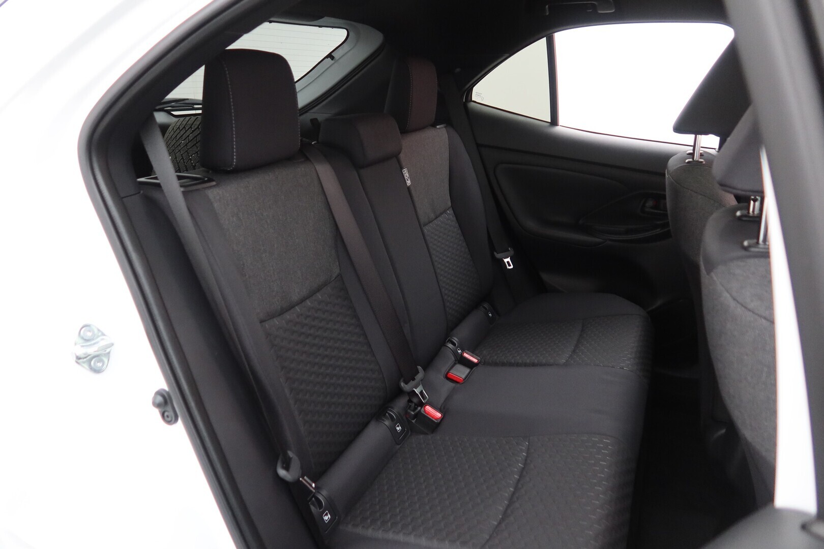 TOYOTA Yaris Cross 2025
