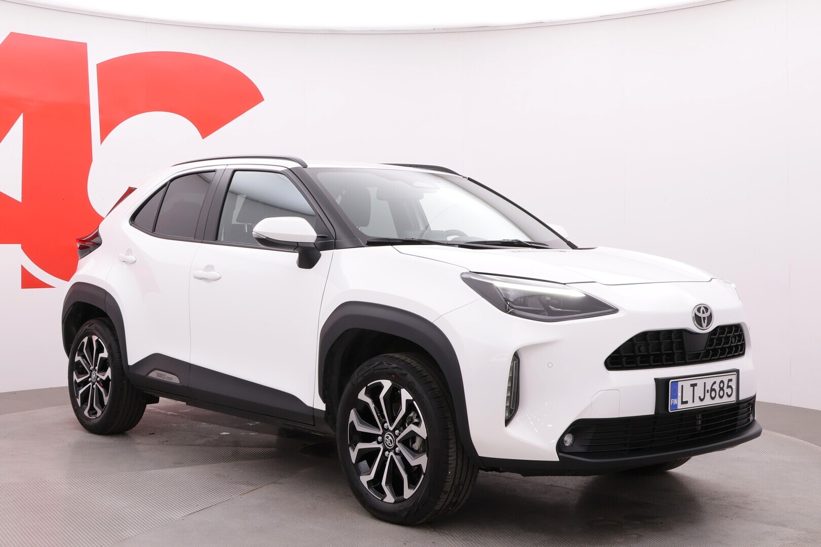 TOYOTA Yaris Cross 2025