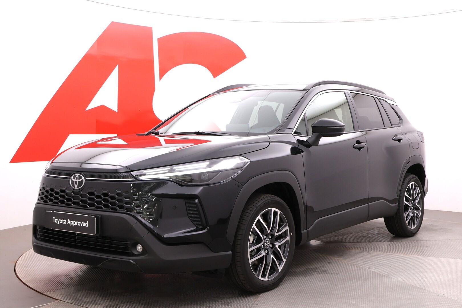 TOYOTA Corolla Cross 2026