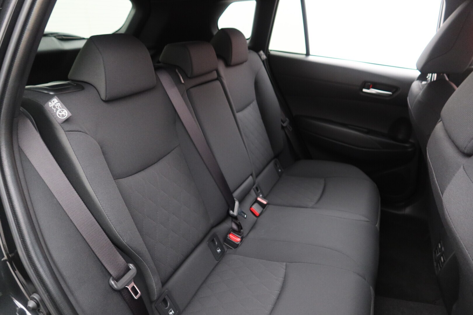 TOYOTA Corolla Cross 2026