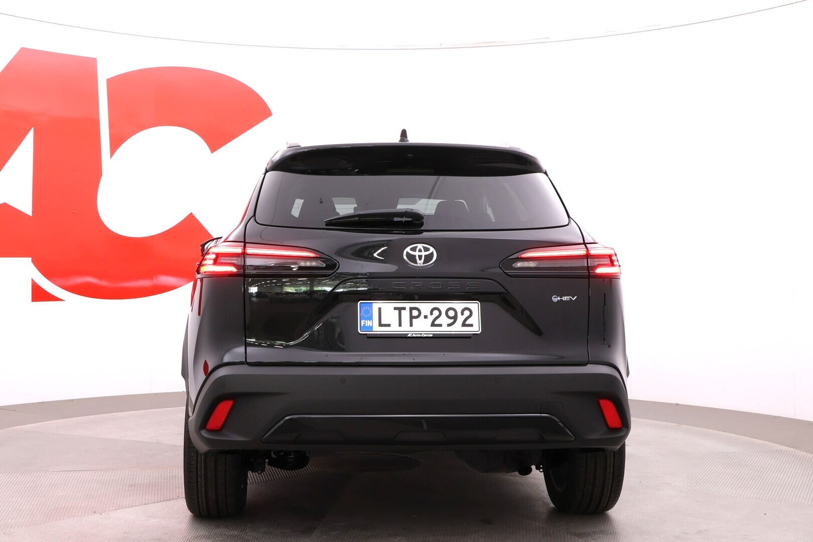TOYOTA Corolla Cross 2026