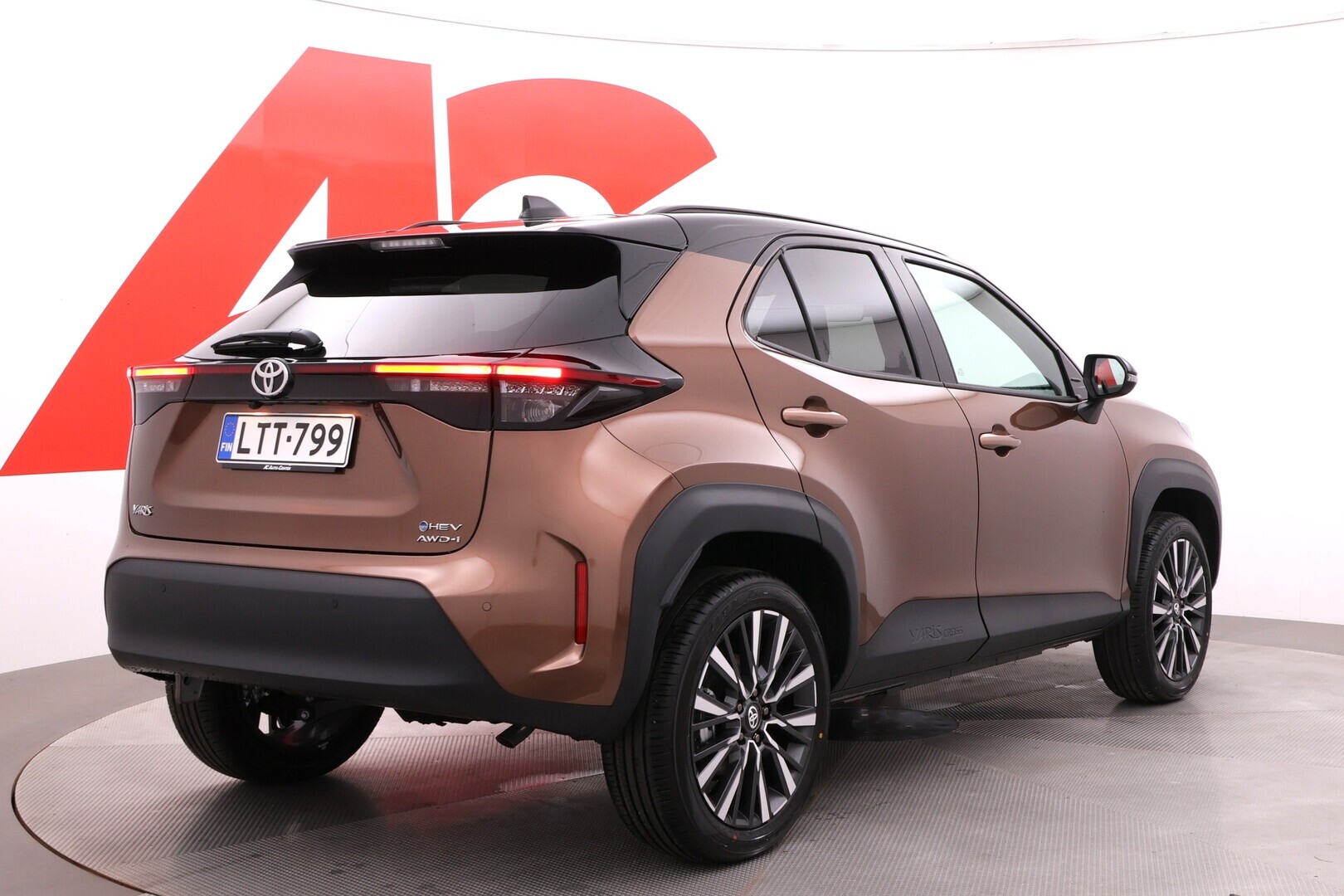 TOYOTA Yaris Cross 2026