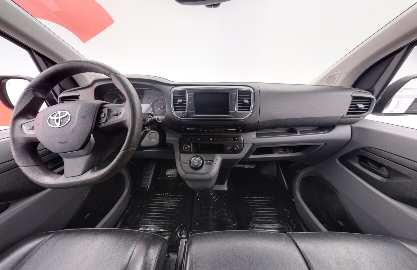 TOYOTA Proace 2018