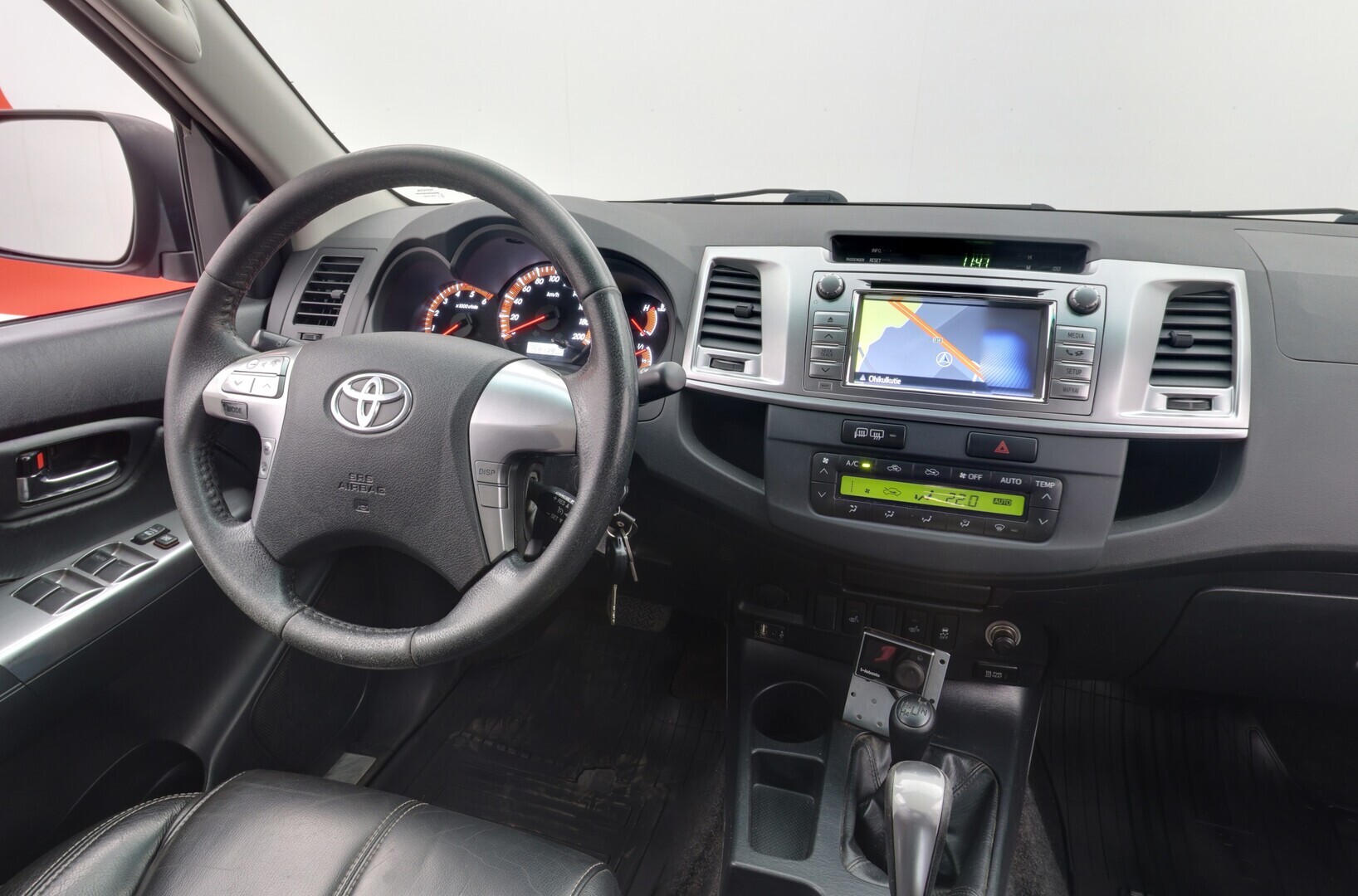 TOYOTA Hilux 2015