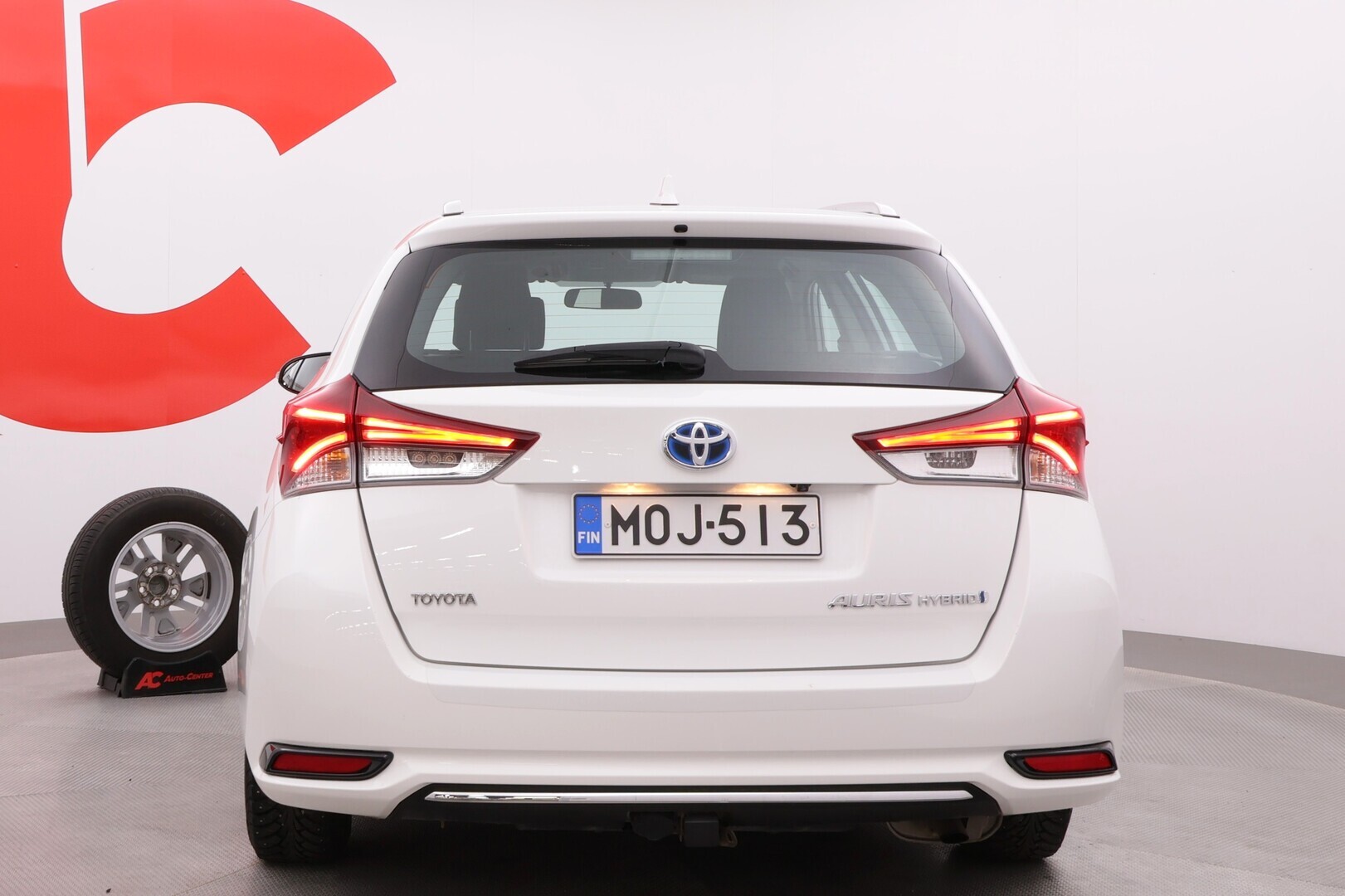 TOYOTA Auris 2016
