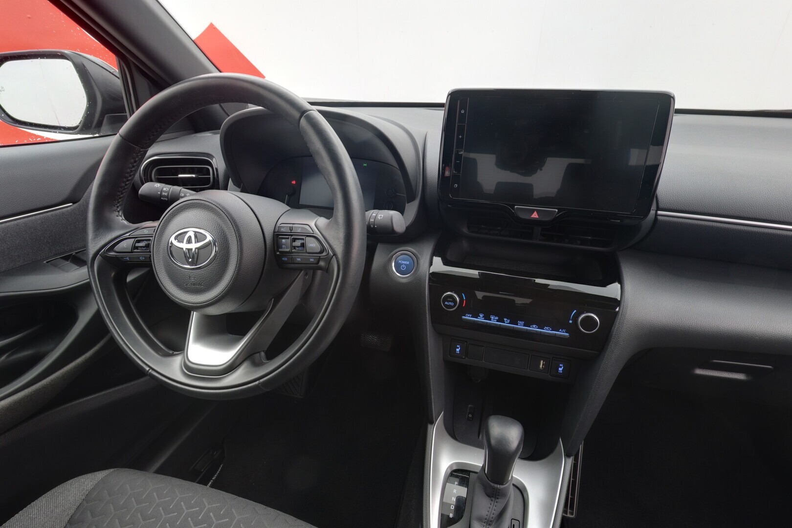 TOYOTA Yaris Cross 2022