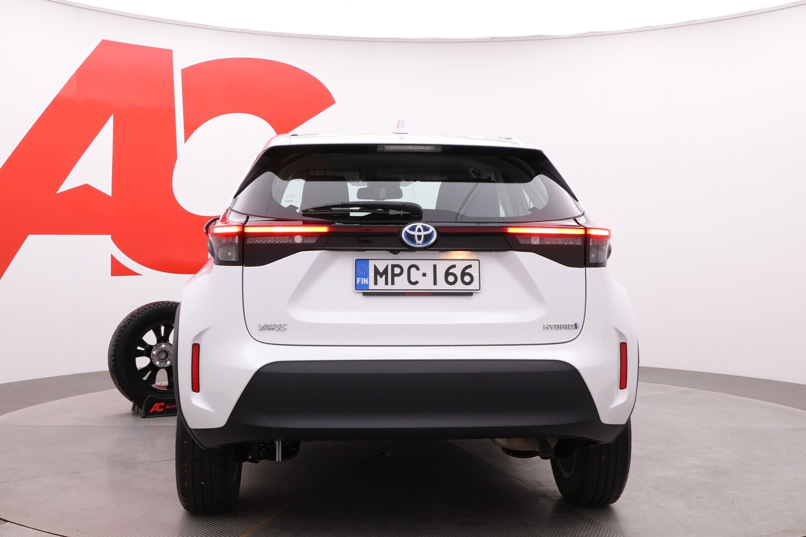 TOYOTA Yaris Cross 2023