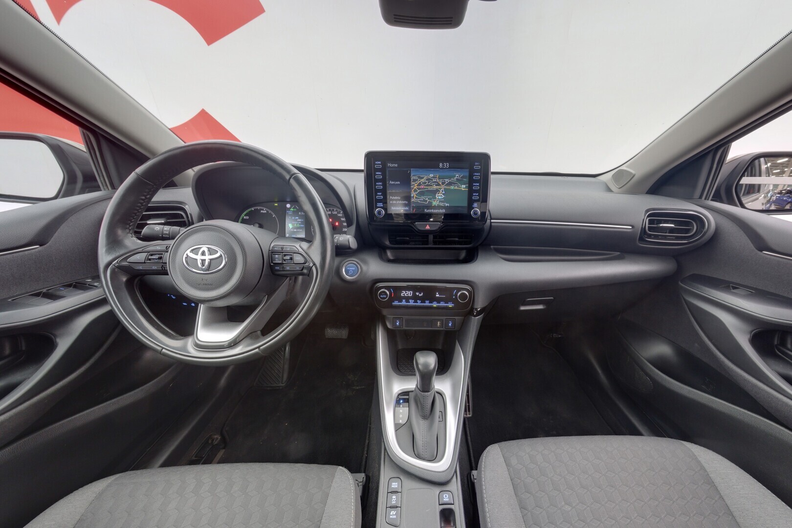 TOYOTA Yaris 2024
