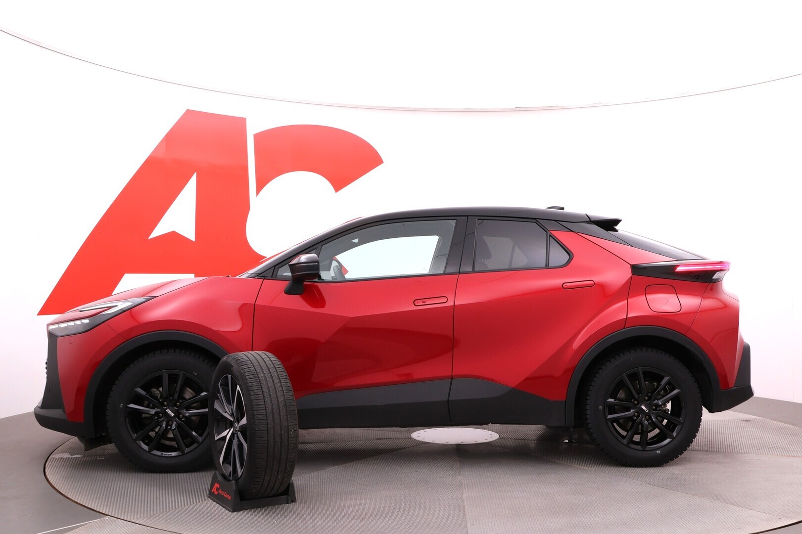 TOYOTA C-HR 2024